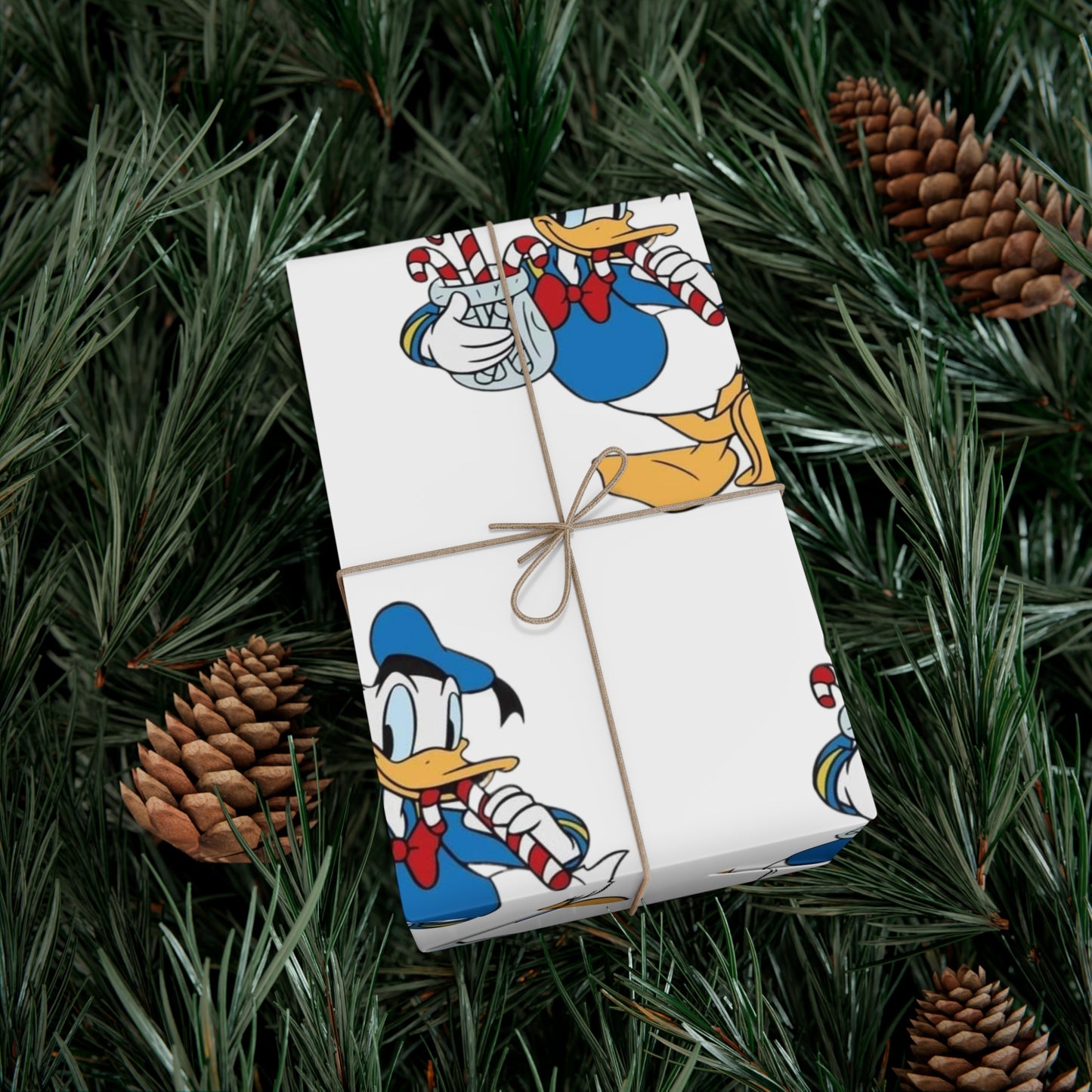 Donald Duck Gift Wrap Papers