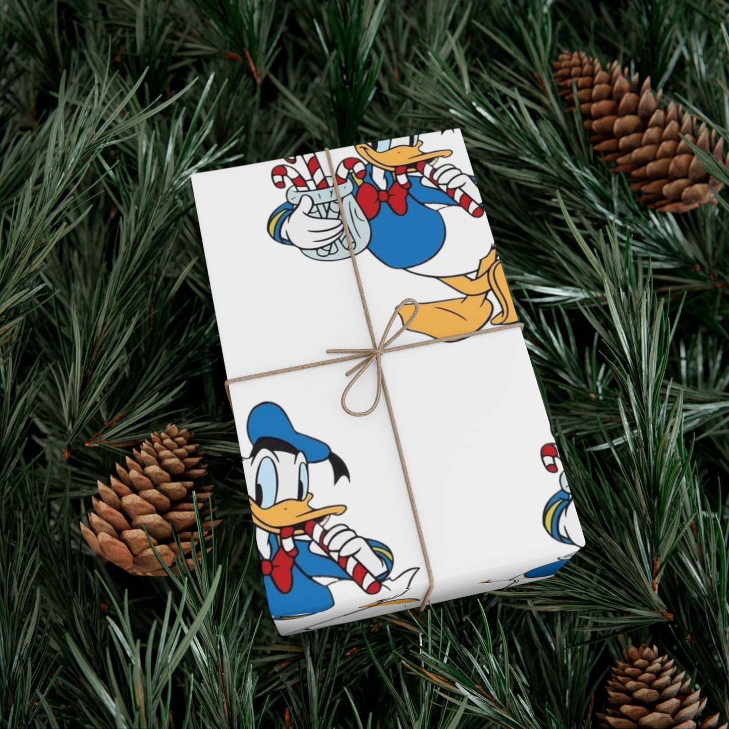 Donald Duck Gift Wrap Papers