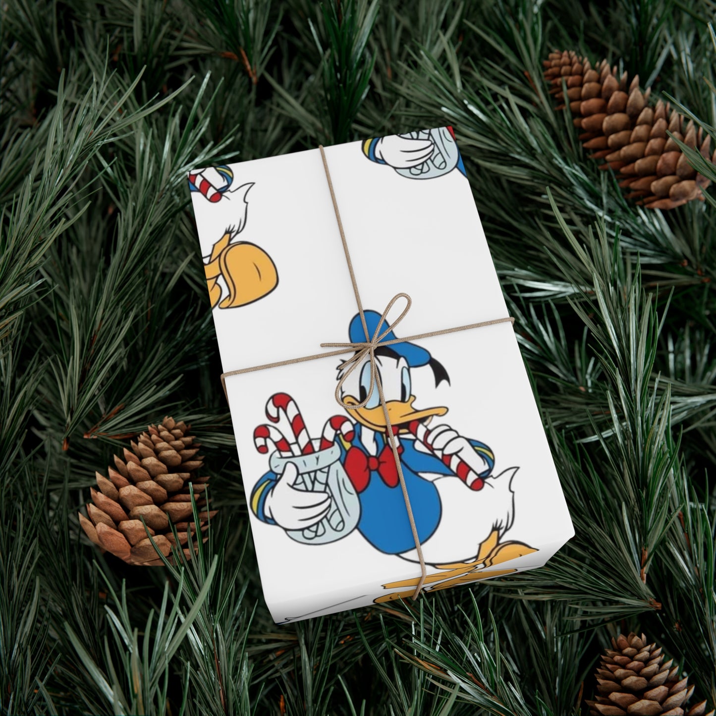 Donald Duck Gift Wrap Papers