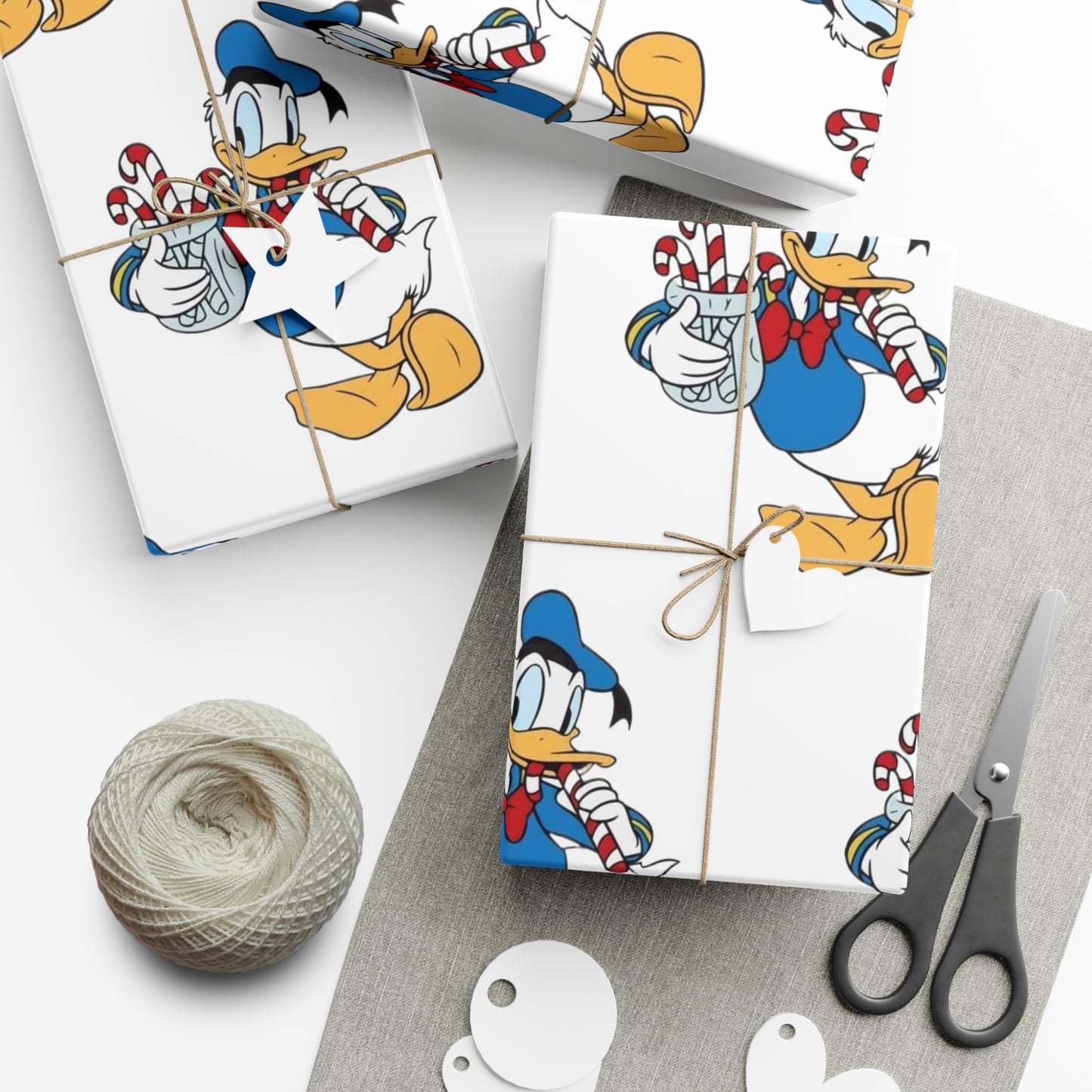 Donald Duck Gift Wrap Papers