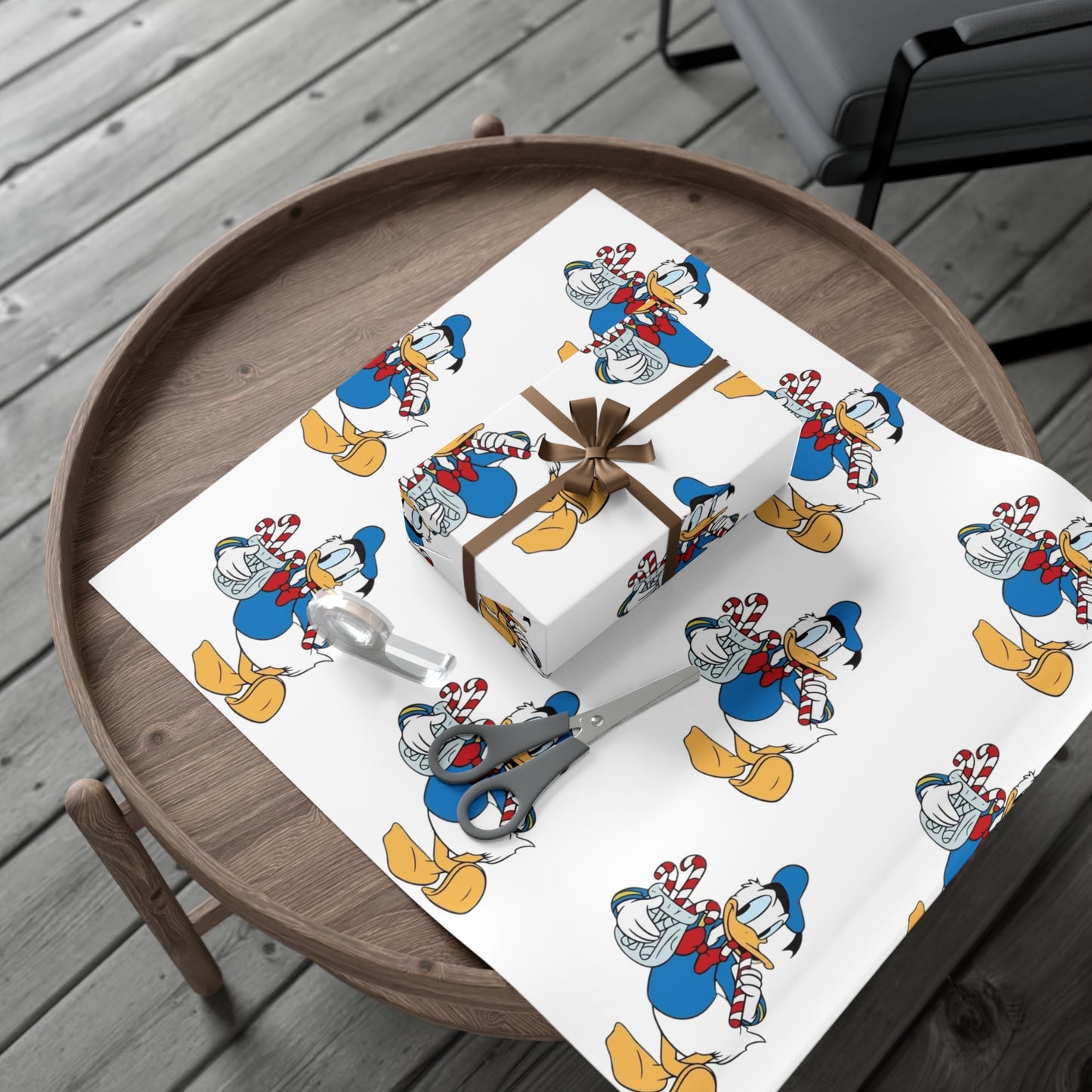Donald Duck Gift Wrap Papers