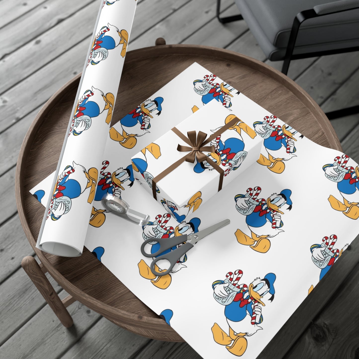 Donald Duck Gift Wrap Papers